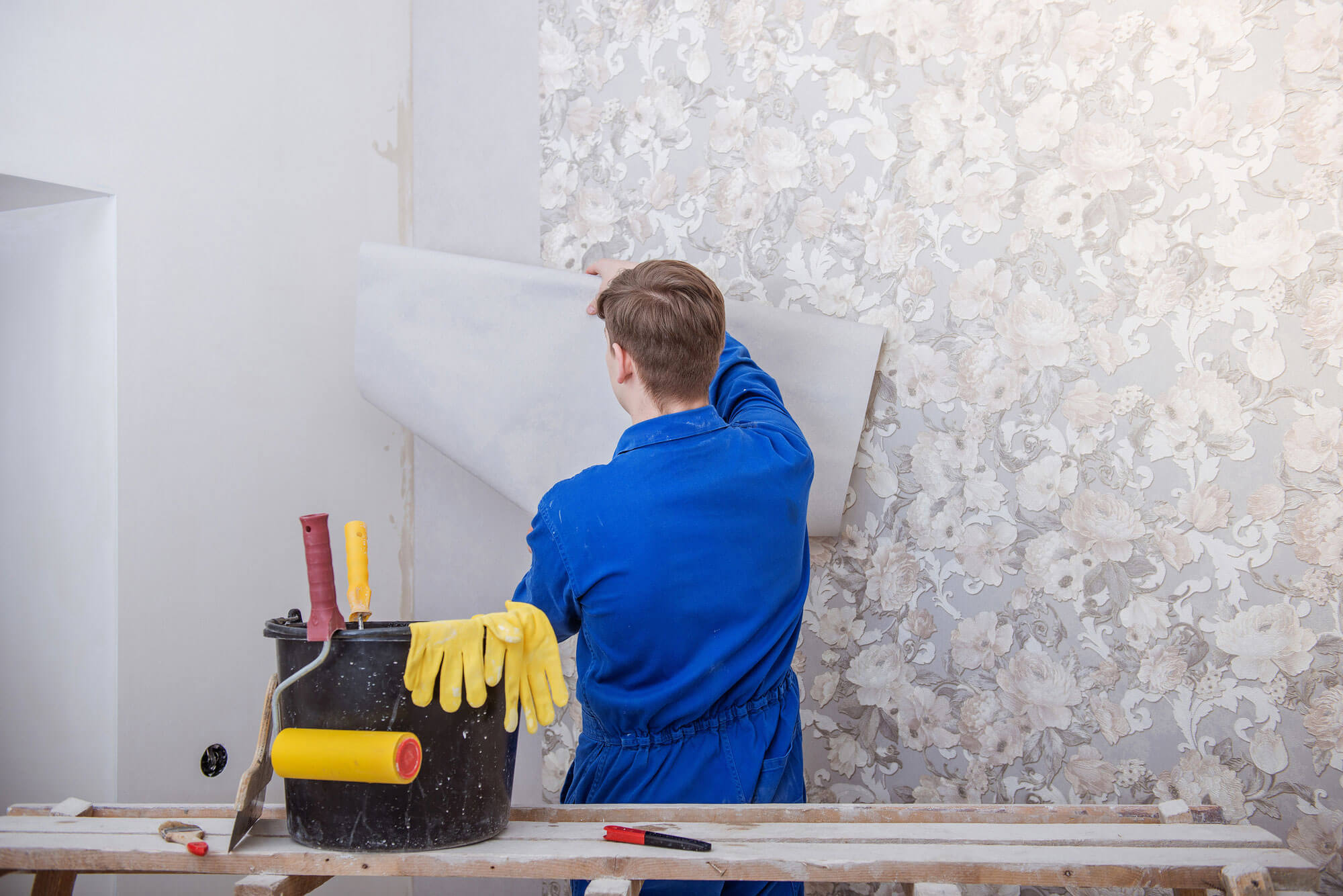 Residential Wallpaper Installation